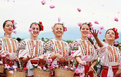 CHƯƠNG TRÌNH ĐẶC BIỆT LỄ HỘI HOA HỒNG BULGARIA